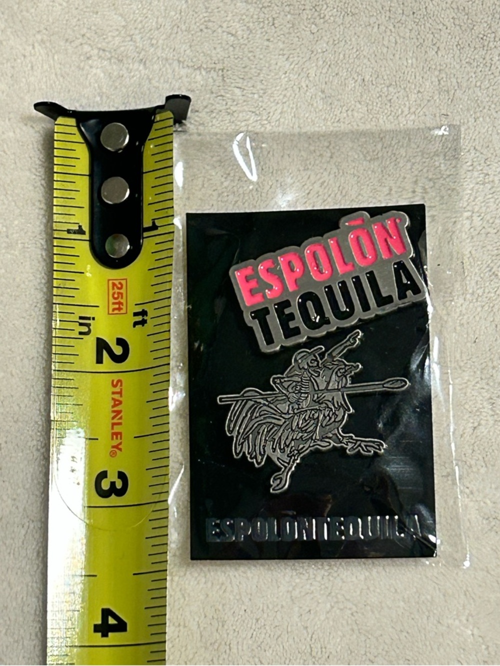 New ESPOLONT TEQUILA 2 pins bird skeleton Jalisco highlands Mexico cocktail gift